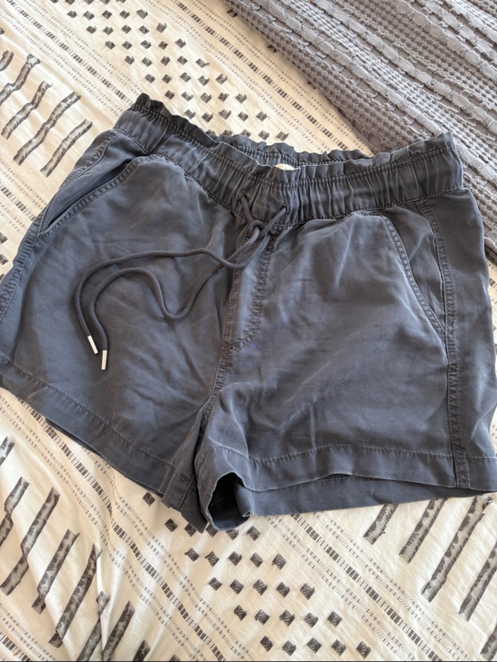 Loft Gray Shorts Paperbag Style Size Medium 100% lyocell